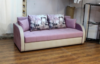 Красивый диван из флока