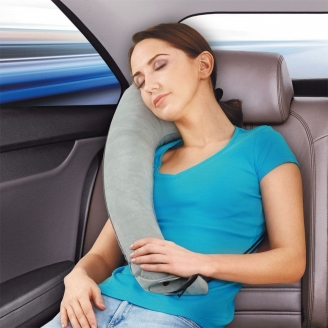 Подушка в машину для путешествий